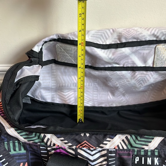 PINK by Victoria’s Secret Duffle Bag - Picture 5 of 7